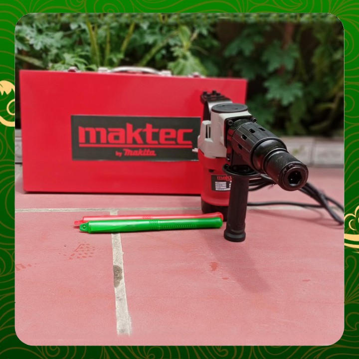 Máy đục bê tông MAKTEC HM-0810