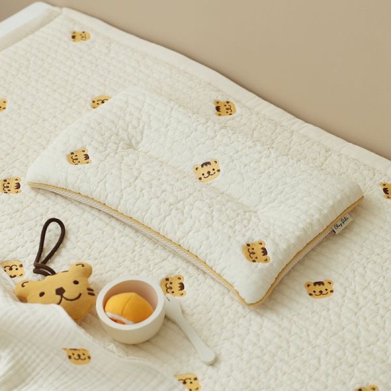 Gối Bông Thêu Cao Cấp, Thoáng Khí, Họa Tiết Dễ Thương Cho Bé Sơ Sinh Babibu