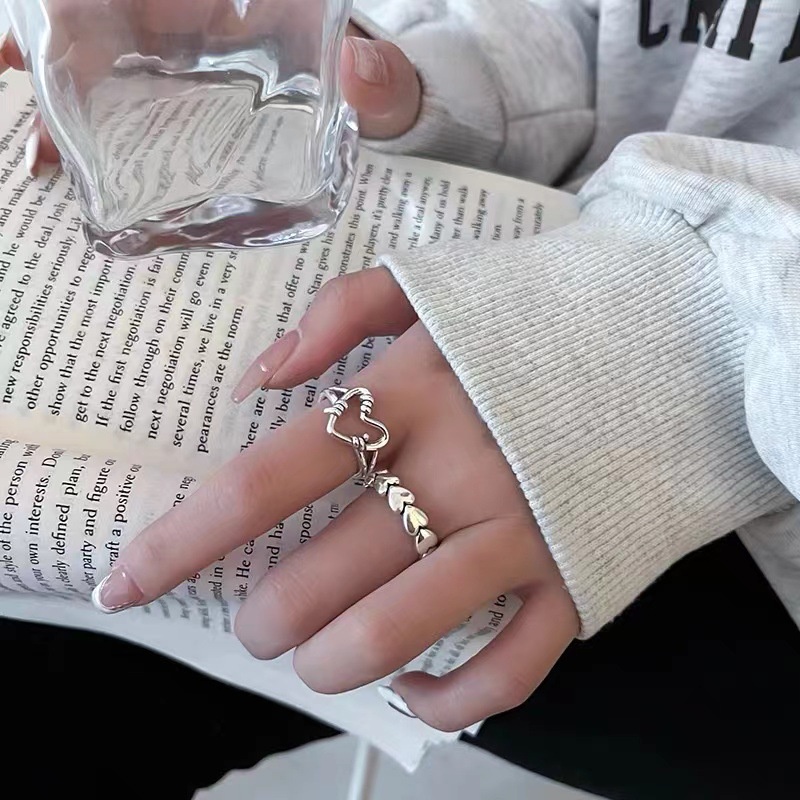 Set 3 Nhẫn Hợp Kim Hình Trái Tim Rỗng Cá Tính Phong Cách Vintage Thích Hợp Làm Quà Tặng Cho Bạn Gái/Người Yêu