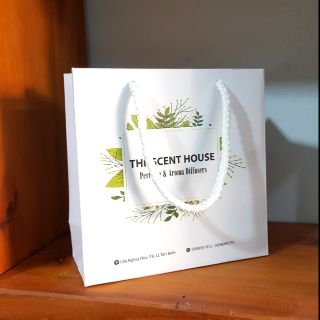 Túi giấy in theo yêu cầu size đựng nước hoa, mỹ phẩm giấy couche 250gsm - 100 cái