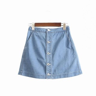 Chân váy jeans phối nút giữa