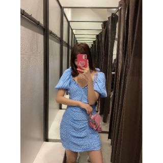 Đầm Nữ Chấm Bi Xếp Ly Thời Trang