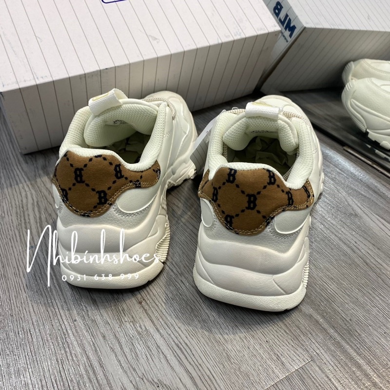 Giày thể thao chữ B nâu