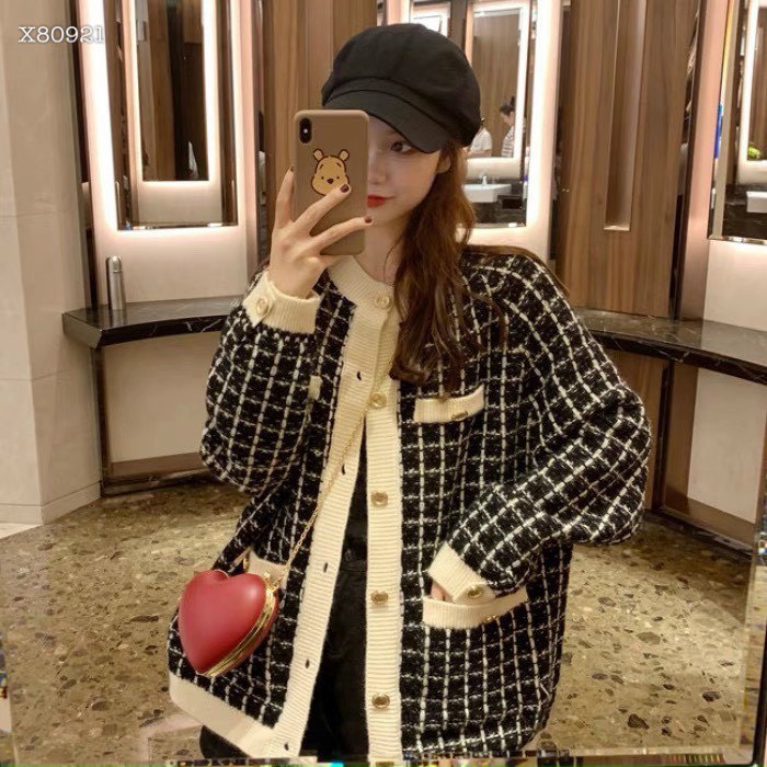 Áo khoác dạ nút phối viền | BigBuy360 - bigbuy360.vn