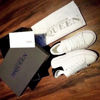[FULL BOX - CAO CẤP] Giày Alexander McQueen độn đế cao màu trắng gót đen