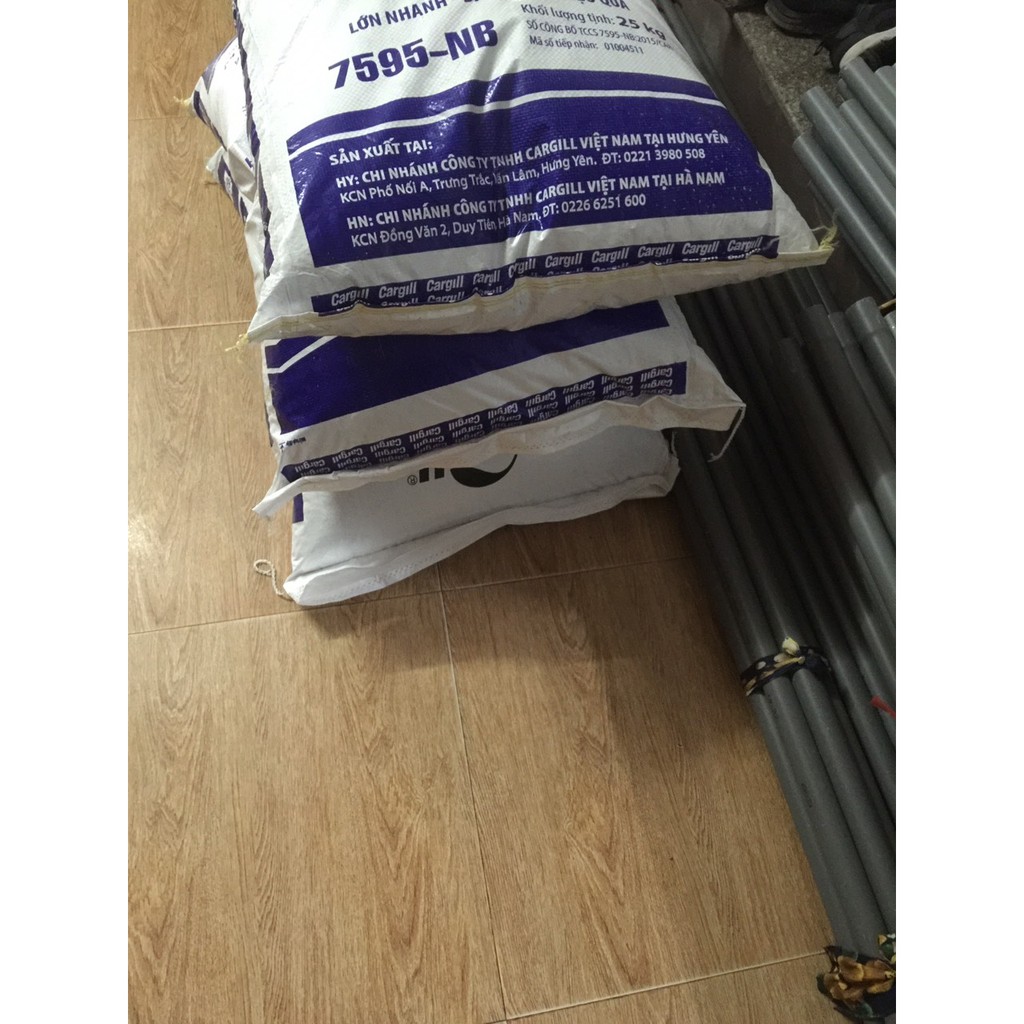 Cám cá Cagrill (bao 25kg), cám tanh độ đạm 20% cực thích hợp trong câu hồ dịch vụ.