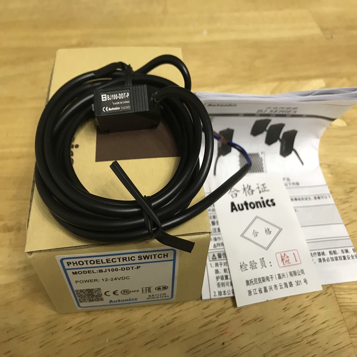 Cảm biến quang BJ100-DDT-P