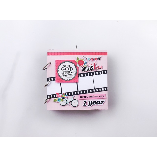 Album ảnh scrapbook