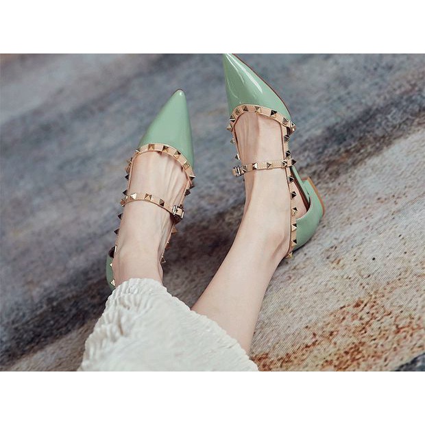 Giày Sandal Mũi Nhọn Bằng Da Đính Đinh Tán Thời Trang Mùa Hè Cho Nữ