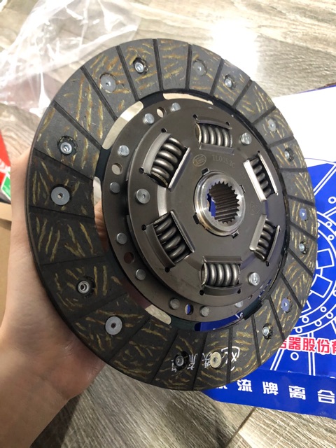 Sản phẩm gia đình làm: Combo 6 Lá côn 215 hàng tìu lìu/TL0053C/CA1026 24R