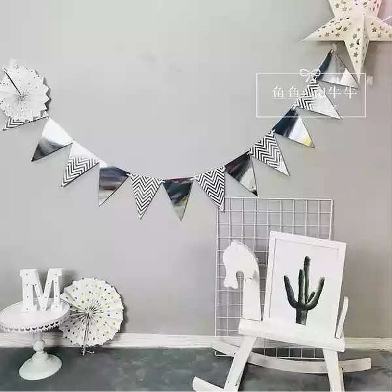 Dây Cờ Treo Màu Vàng/Bạc Với Dây Treo Thiết Kế zigzag Dùng Trang Trí Tiệc