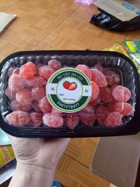 Oliu đào hồng sấy dẻo vị chua ngọt Đà Lạt