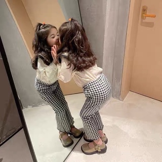 Quần ống loe bé gái