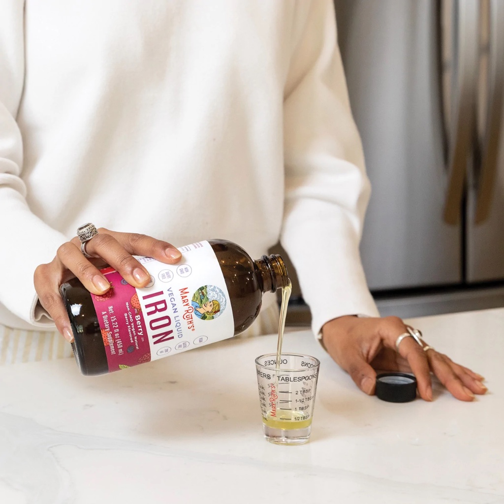 Sắt hữu cơ thuần chay dạng nước Mary Ruth’s Liquid Iron Supplement cho gia đình 450ml.