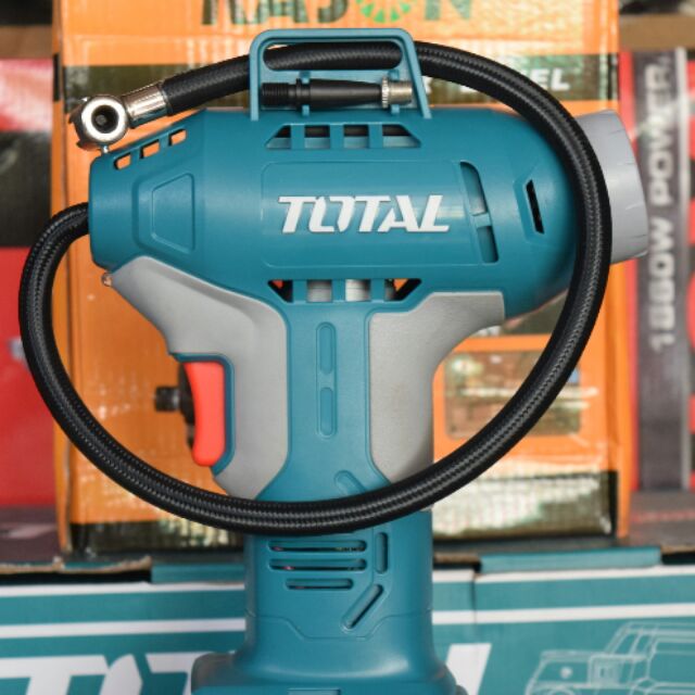 Máy bơm hơi cầm tay tự động dùng pin Total