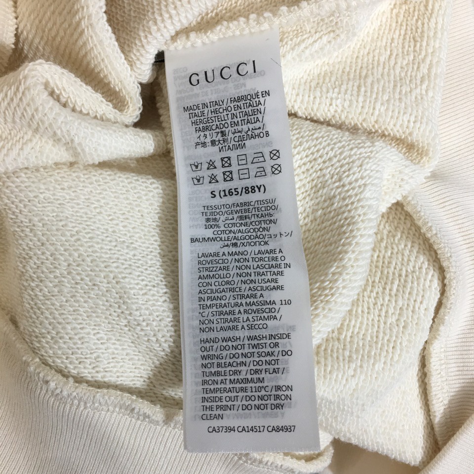 Áo sweater cao cấp GUCCI GG GC mang phong cách trẻ trung, đơn giản