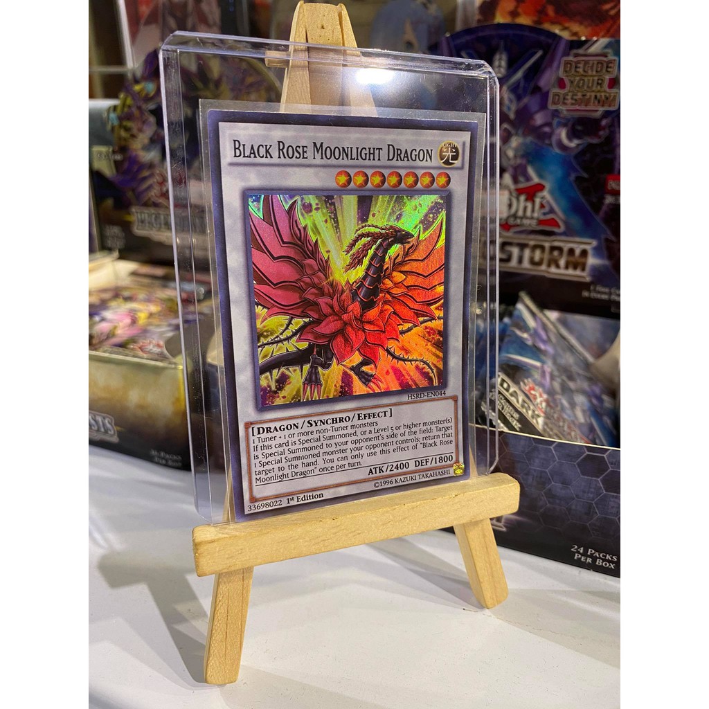 Lá bài thẻ bài Yugioh Black Rose Moonlight Dragon – Super Rare - Tặng bọc bài nhựa bảo quản