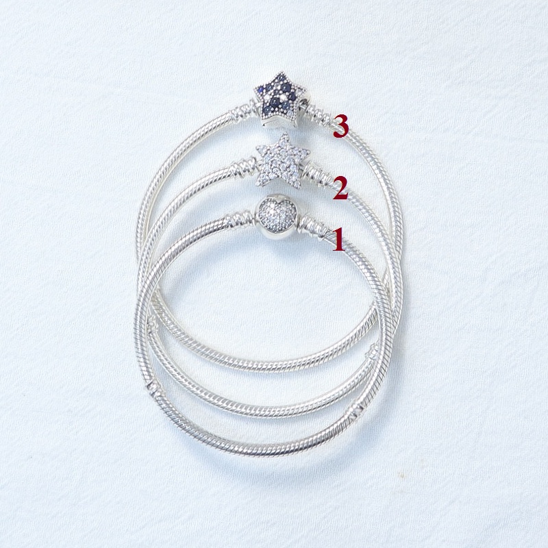 Vòng charm khóa ngôi sao- Mã sản phẩm VENUSV27