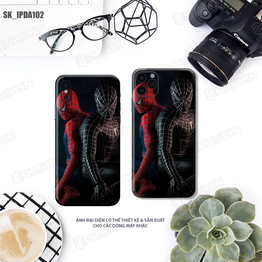 Miếng Dán Skin IPhone Hình Người Nhện Red & Black |SK_IPDA102| Chất Liệu 3M Chính Hãng, Hình In Sắc Nét, Chống Xước Máy