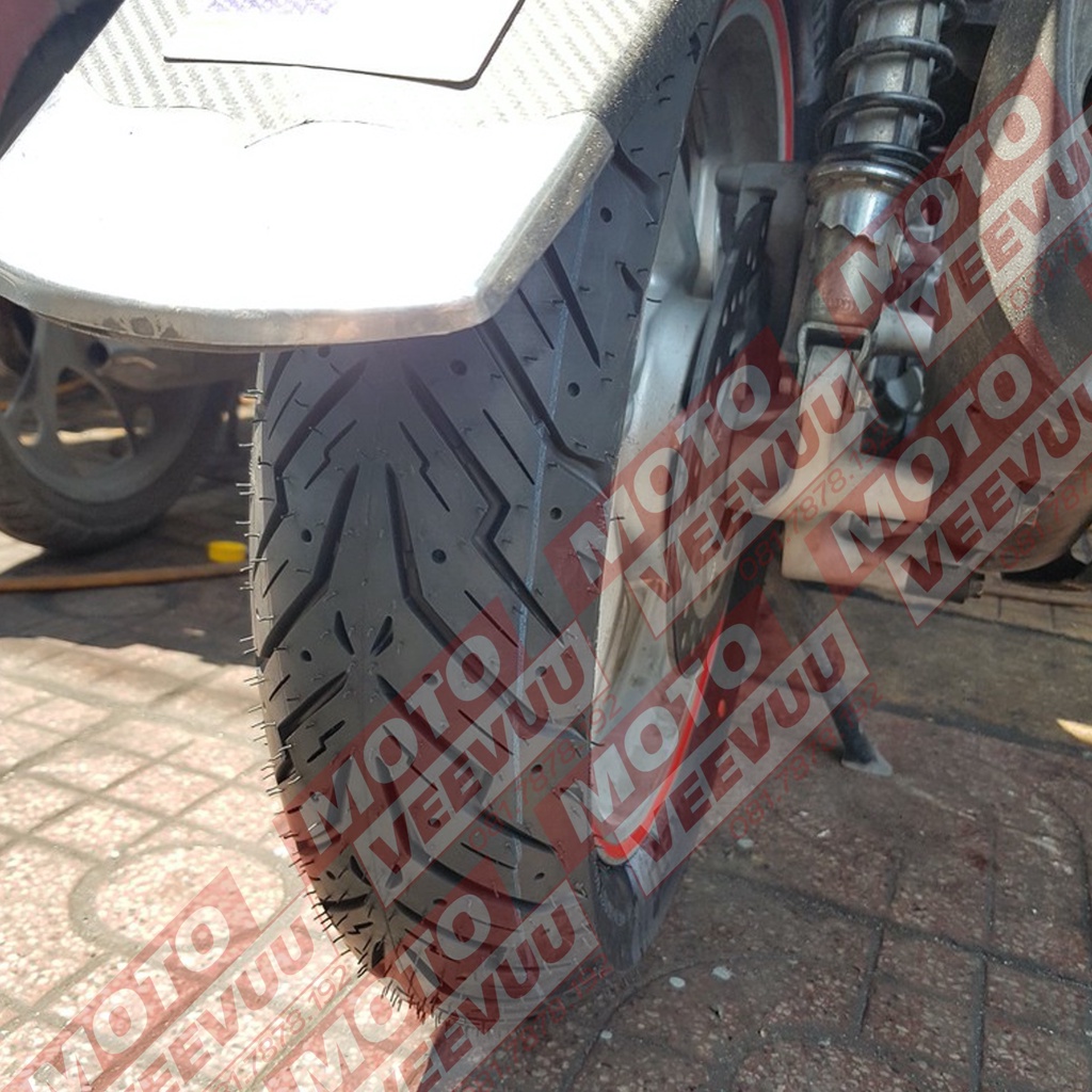 Vỏ lốp xe máy Pirelli 140/70-14 TL Angel Scooter (Lốp không ruột)