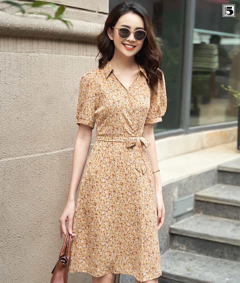 Đầm cổ V chân cổ đức chân váy ly lật tay bo bồng Twentyfive T256