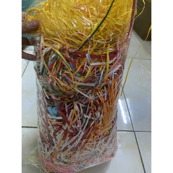 Giấy vụn lộn xộn lót hộp quà tặng, giấy chống sốc nhiều màu