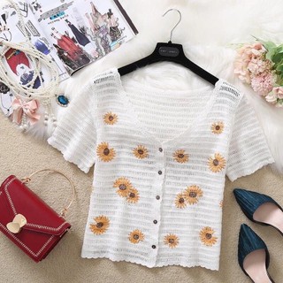 Áo lưới hoa cúc mix đồ siêu xinh