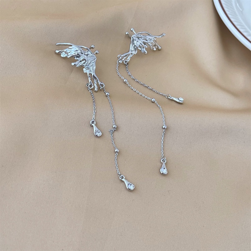 Bông Tai Kim Loại Dáng Dài Hình Bướm Thời Trang hip hop Đơn Giản Dành Cho Nữ