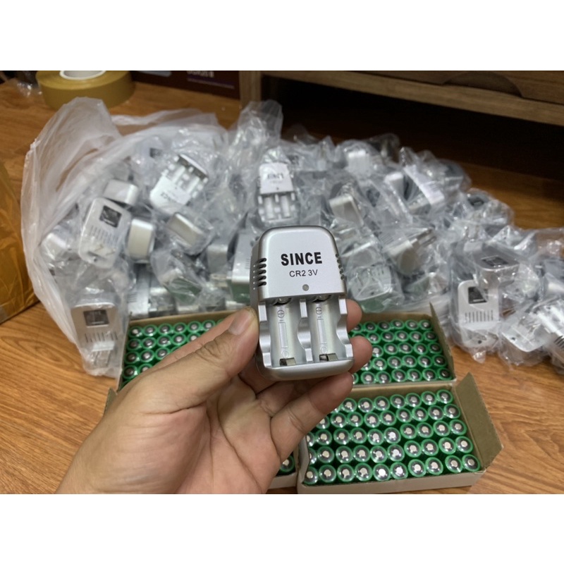 Sạc pin CR2-3v chính hãng SINCE