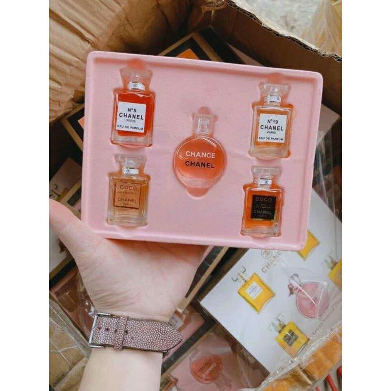 Bộ 5 Chai Nước Hoa Chanel Đa Dạng 5 Hương Thơm Khác Nhau Dạng Chấm | BigBuy360 - bigbuy360.vn