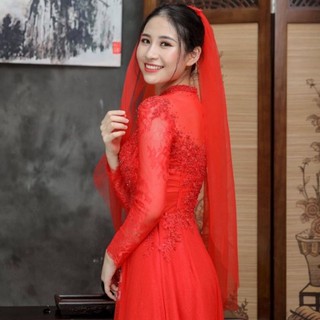 lúp đỏ cài tóc cô dâu