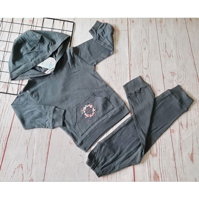 12-35kg Bộ thu đông dài tay liền nón màu xám lông chuột unisex cho bé
