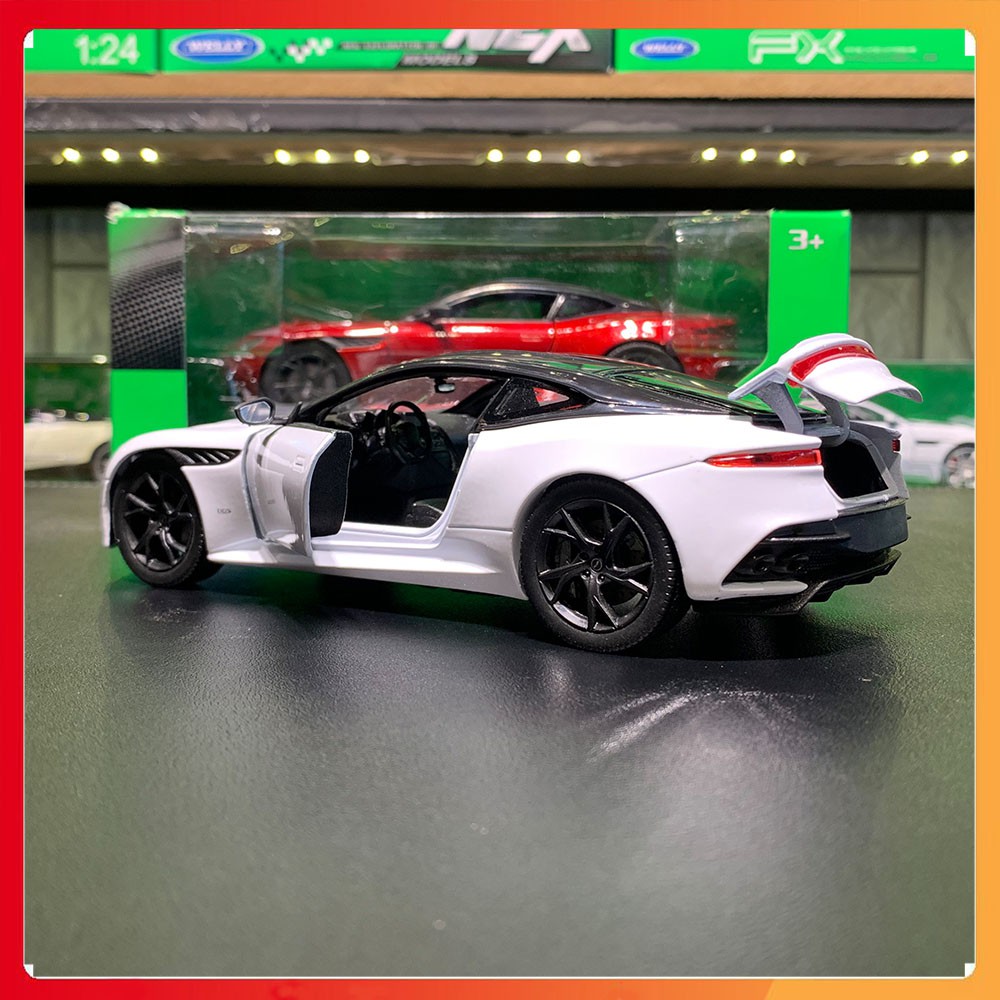 Xe mô hình Aston Martin DBS Superleggera tỉ lệ 1:24 Welly màu trắng