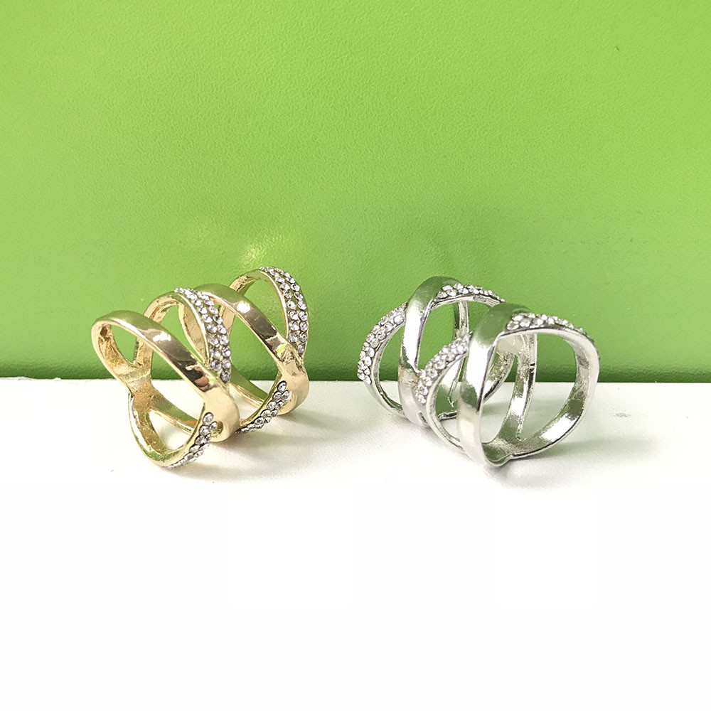 Ghim cài khăn choàng cổ thiết kế sang trọng cho nữ