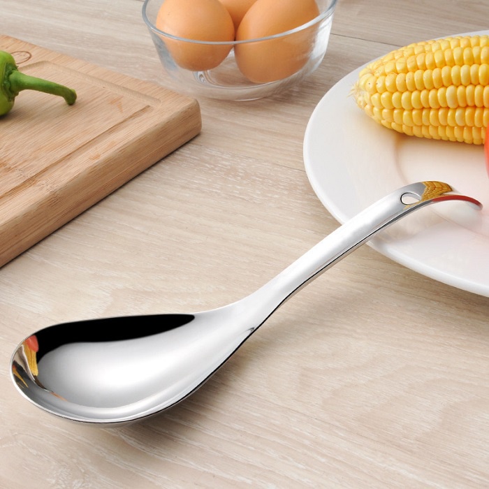 Muôi múc canh muỗng inox bóng mượt dày đẹp cán cong dài 26cm
