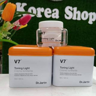 Kem v7 trắng da mờ nám