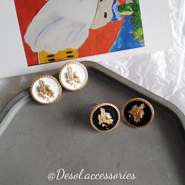 Khuyên tai, bông tai dáng tròn hình tượng nổi phong cách Vintage Royal ER016, ER017 Desol.accessories