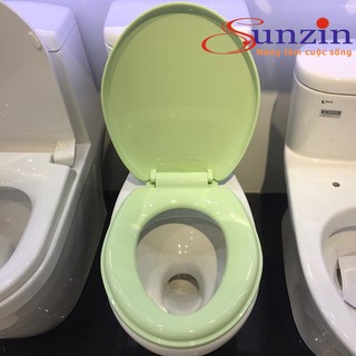 Nắp nhựa SUNZIN C117 màu xanh cốm rơi êm cao cấp thay thế cho các loại bồn cầu INAX thân ngắn 117-108