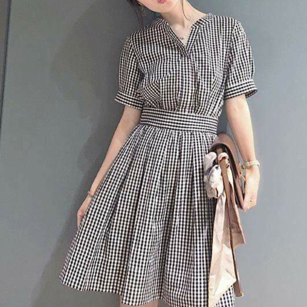 ĐẦM CARO CỔ TRỤ BO EO [XINH]