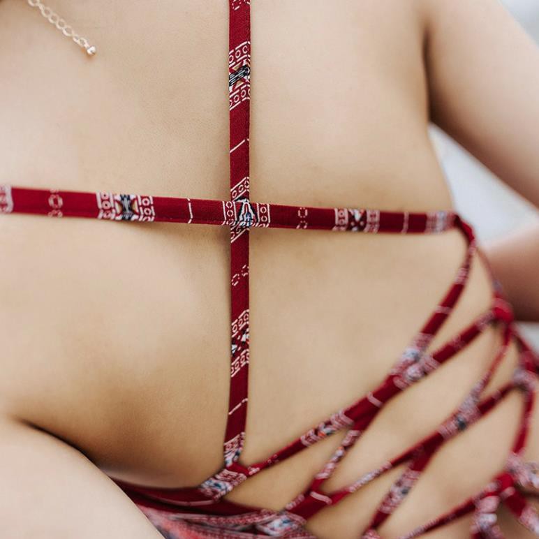 Đầm maxi nữ thiết kế lưng đan dây quyến rũ phối hoạ tiết kẻ sọc
