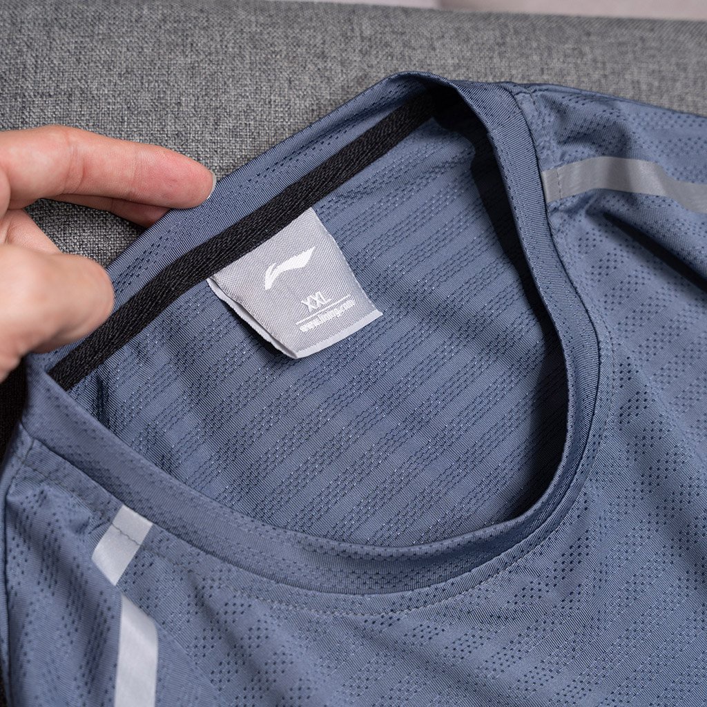 Áo Thun Thể Thao Nam Cổ Tròn Tay Ngắn Cao Cấp Vải Thun Lạnh Co Giãn 4 Chiều Cực Thoáng Mát -D026