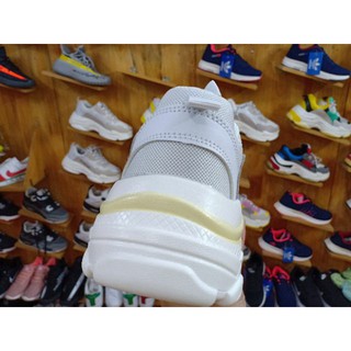Giày SNEAKER TRIP Xám Trắng Viền Vàng