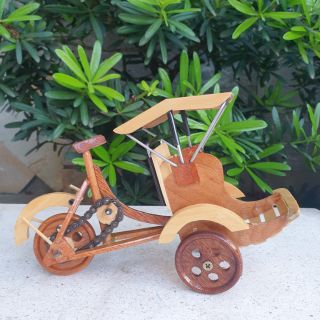 Xe Xích lô mô hình gỗ
