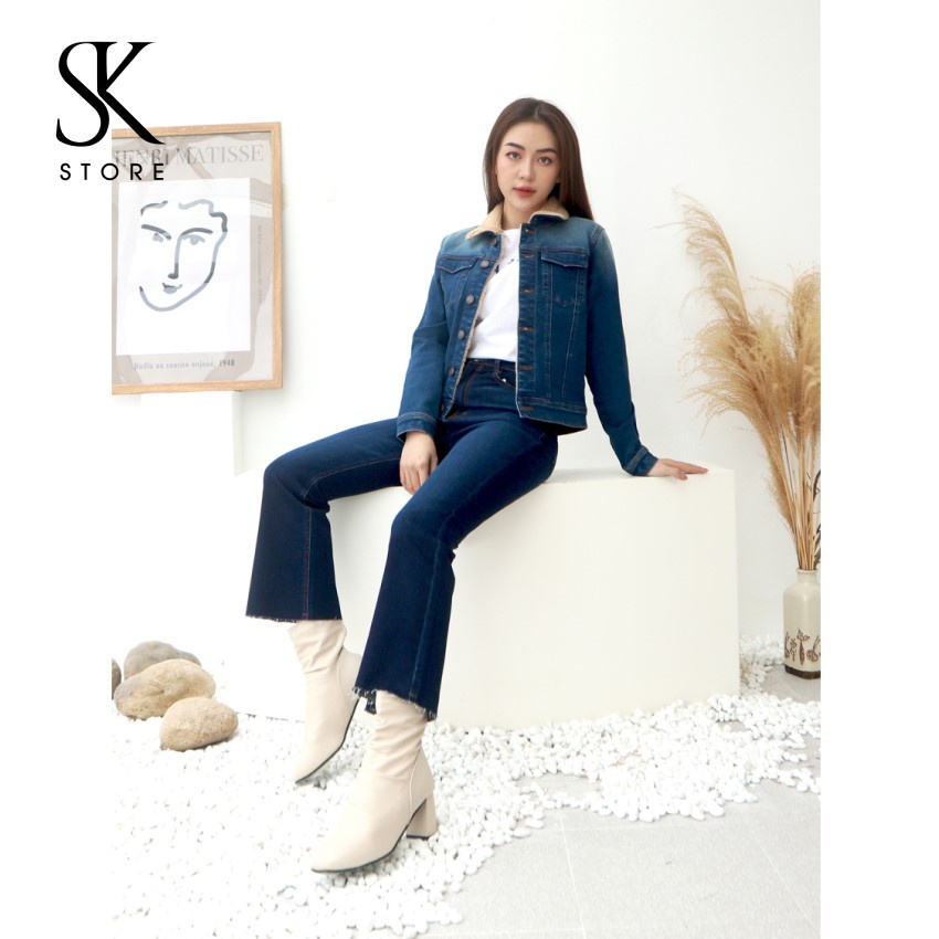 Quần Jeans Nữ SK Korea Ống Loe Màu Xanh Cổ Điển Tôn Dáng DWD2113001