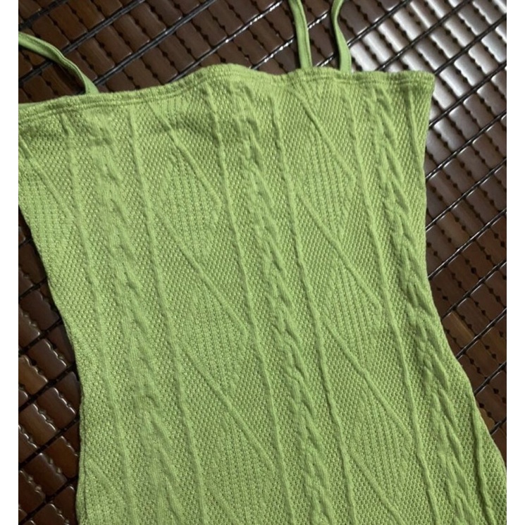 Pass đầm body hai dây len xanh bơ