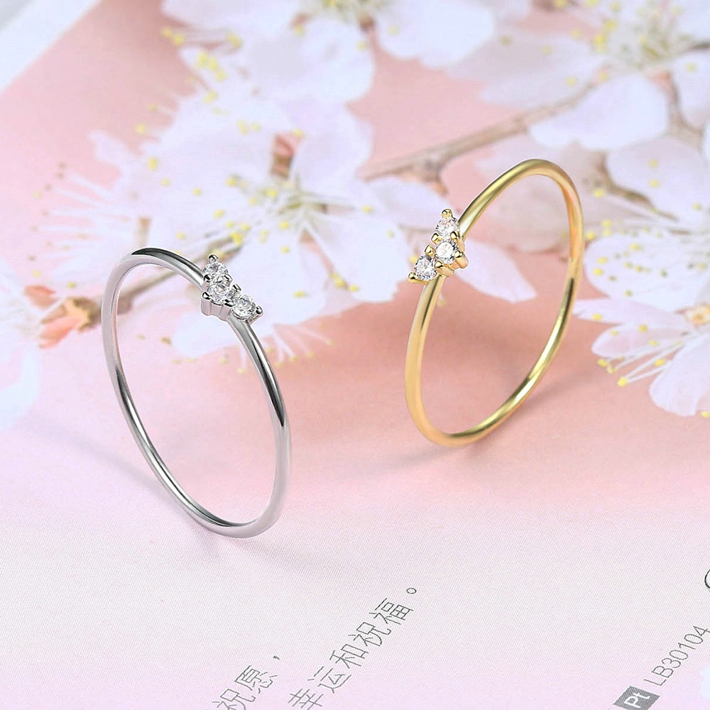 ZHOUYANG Ánh sáng Yellow Gold Zircon khoan Slim Love Heart Vòng For the phụ nữ cô gái sinh nhật Đảng quà tặng trang sức ngón đeo nhẫn KAR173