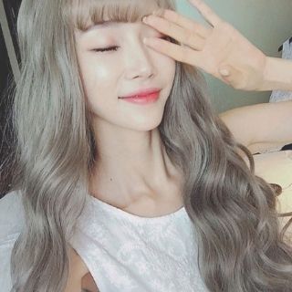 Tóc Bạch Kim Xoăn Mái Thưa