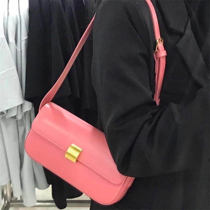 Túi đeo dưới cánh tay Dáng Vuông Nhỏ Màu Hồng Dễ Thương Thời Trang 2022