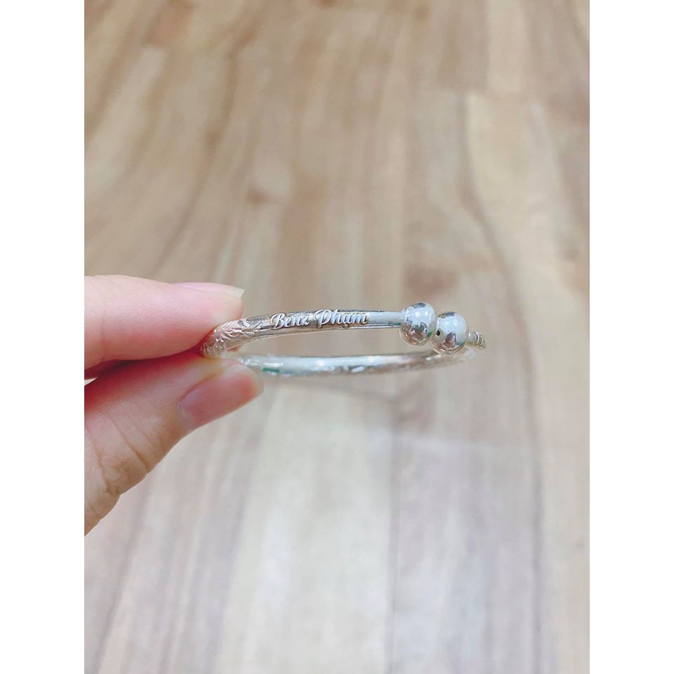 Lắc cứng trạm rồng