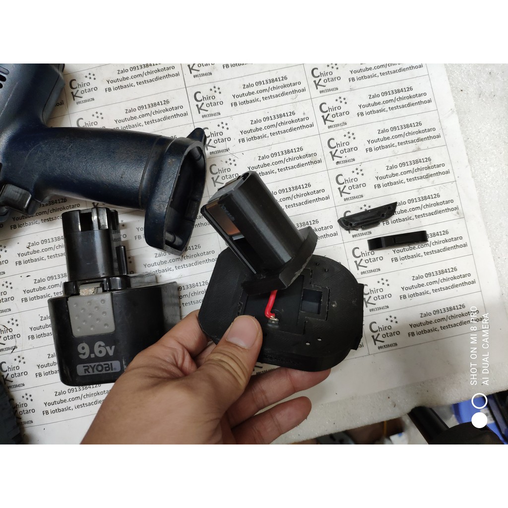 Đế chuyển pin máy khoan, vit Ryobi 9.6V pin NiCD sang dùng hộp pin cài Makita